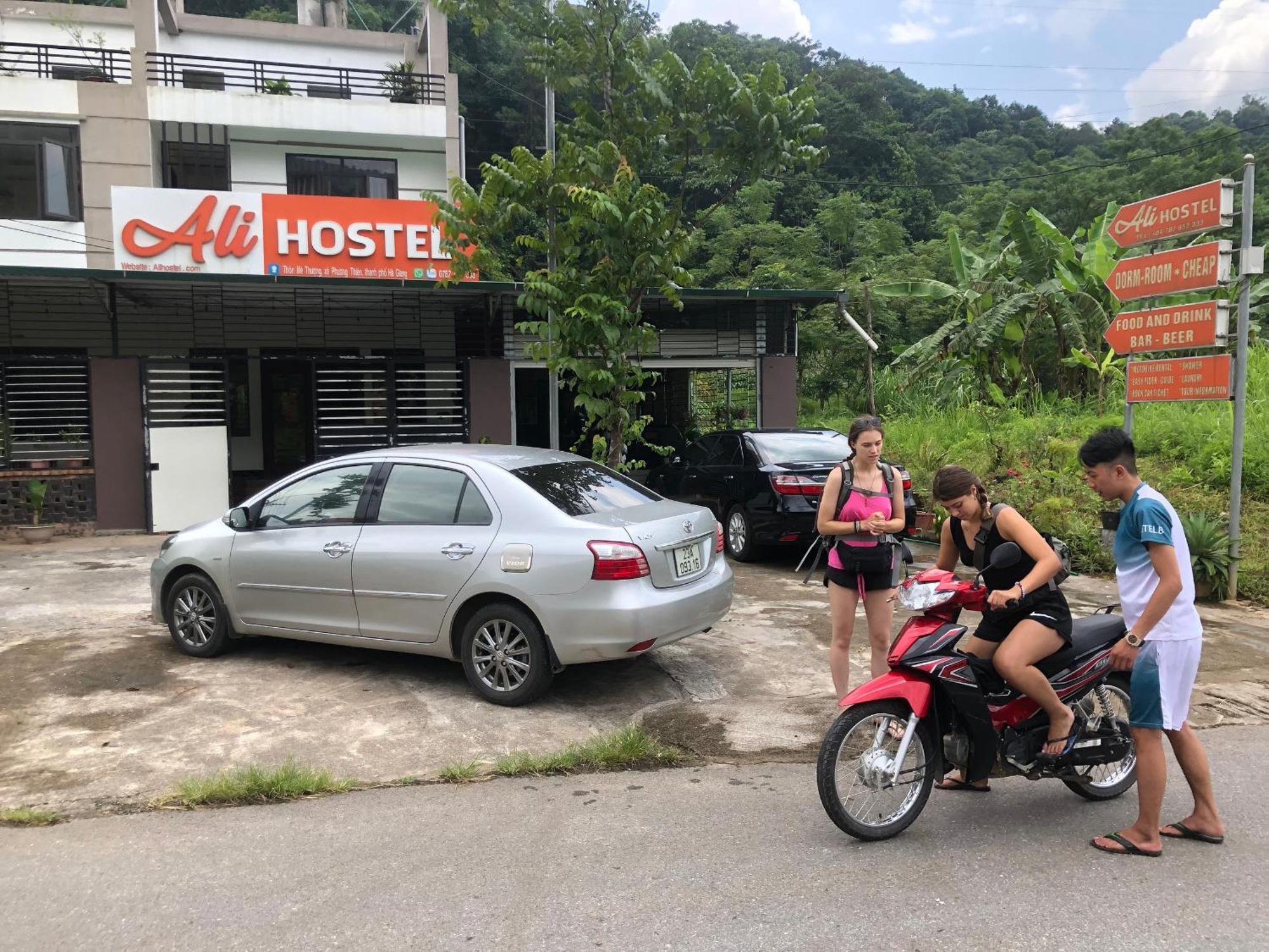 Ha Giang Ali Hostel エクステリア 写真